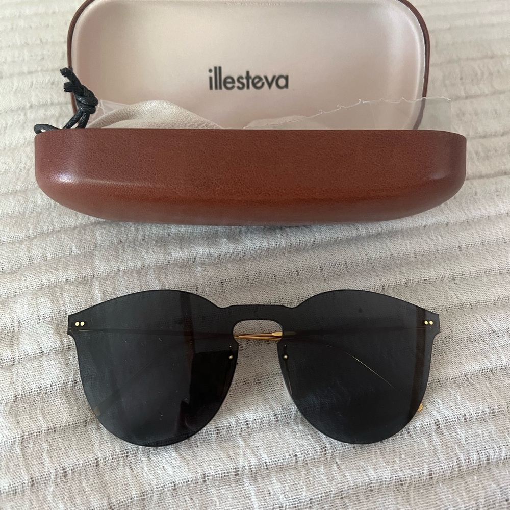 Illesteva Black Leonard II cateye sunglasses